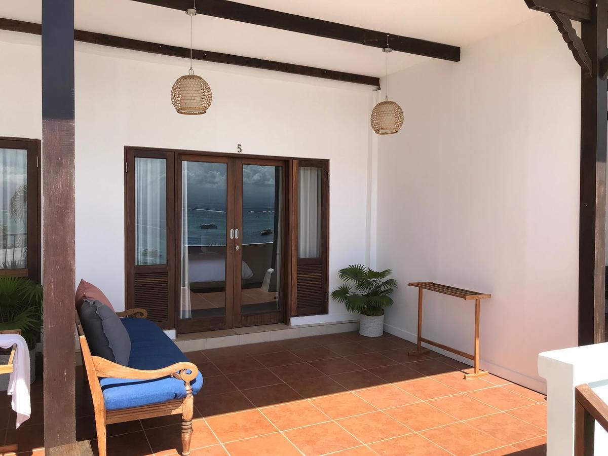 Playgrounds Wave Lodge Lembongan Экстерьер фото